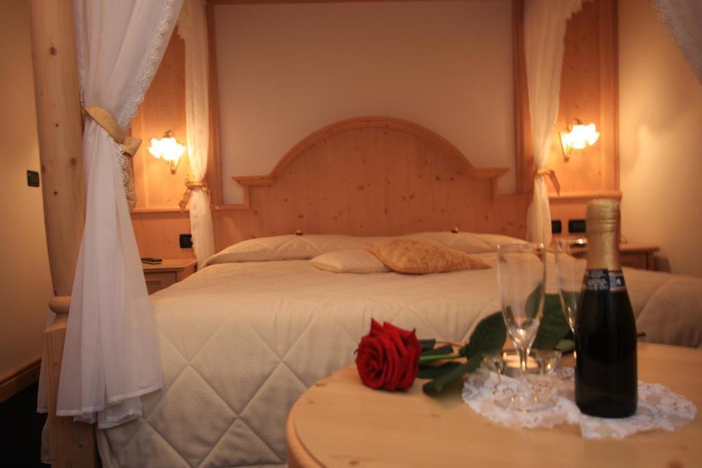 Garni Val De Costa Hotel Canazei Kamer foto