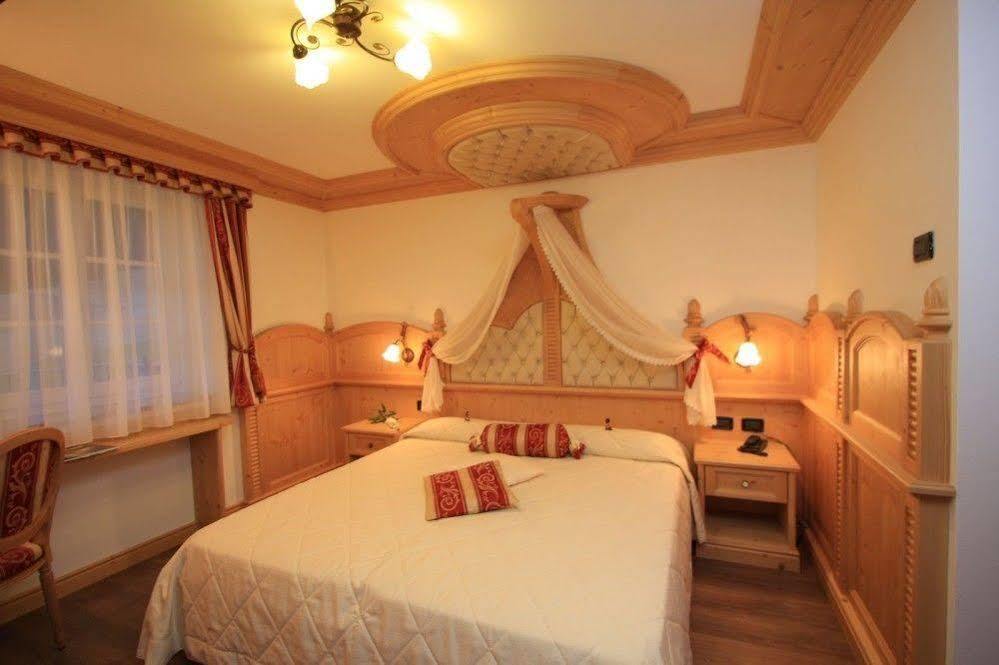 Garni Val De Costa Hotel Canazei Buitenkant foto