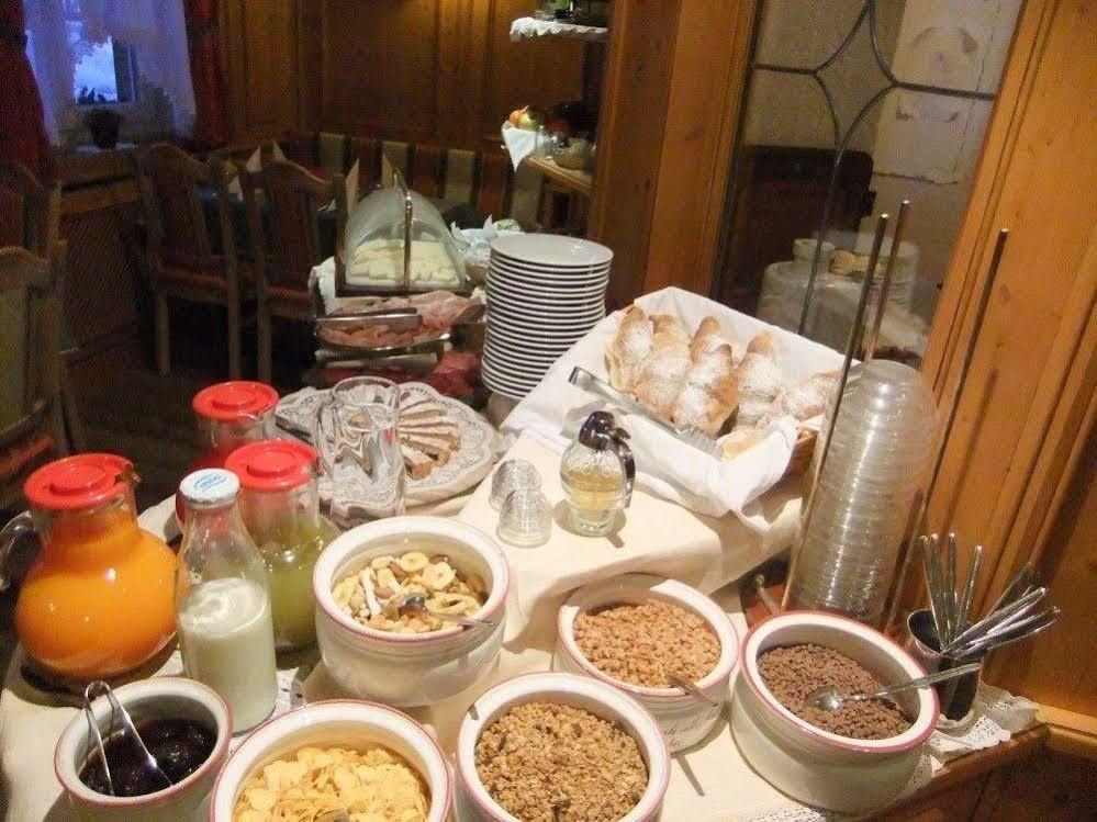 Garni Val De Costa Hotel Canazei Buitenkant foto