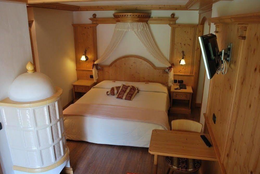 Garni Val De Costa Hotel Canazei Buitenkant foto