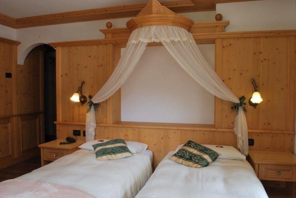 Garni Val De Costa Hotel Canazei Buitenkant foto