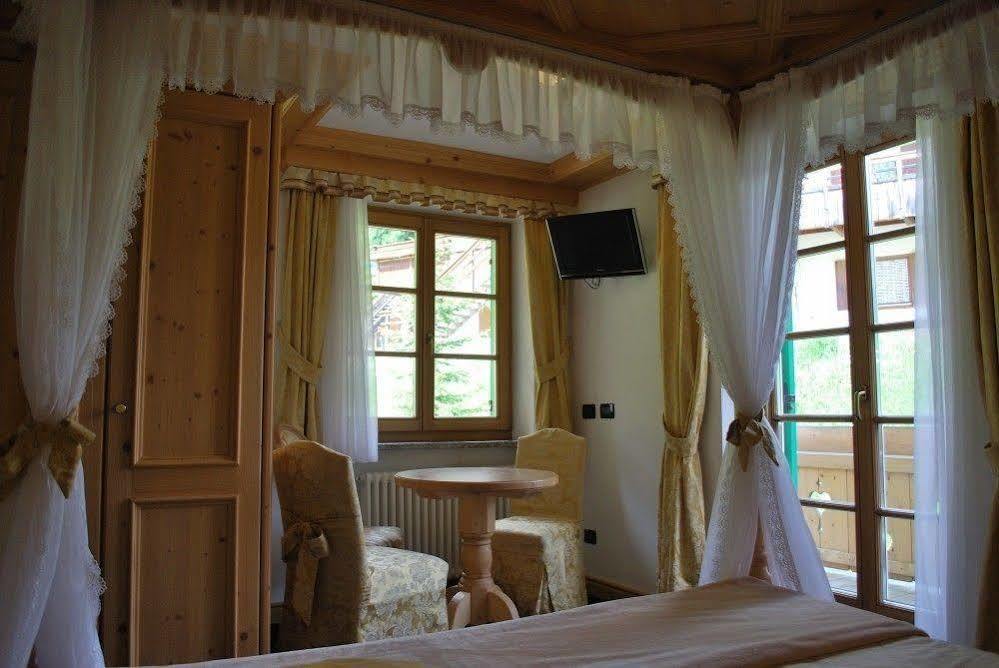 Garni Val De Costa Hotel Canazei Buitenkant foto