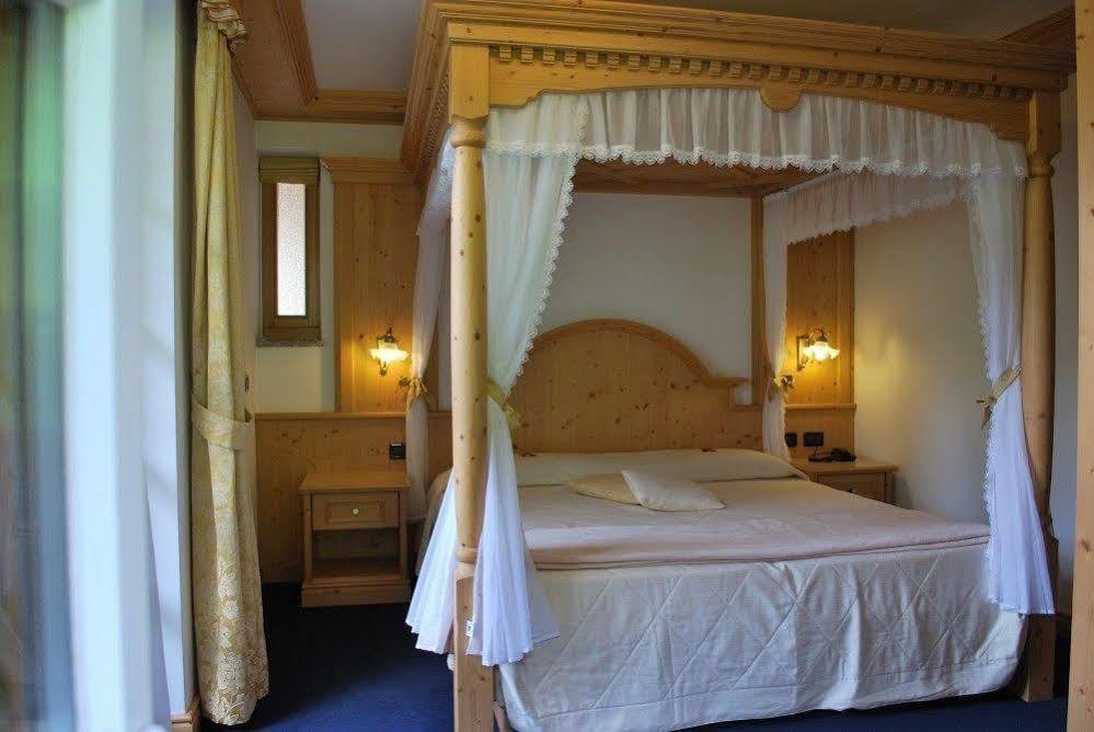 Garni Val De Costa Hotel Canazei Buitenkant foto